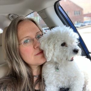 Meet your Posher, Carol